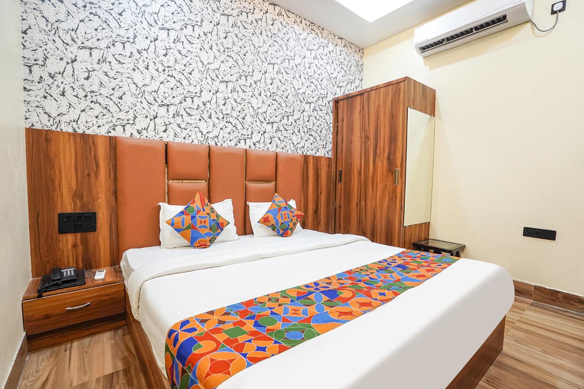 Fabhotel The Vrindavan Inn Extérieur photo