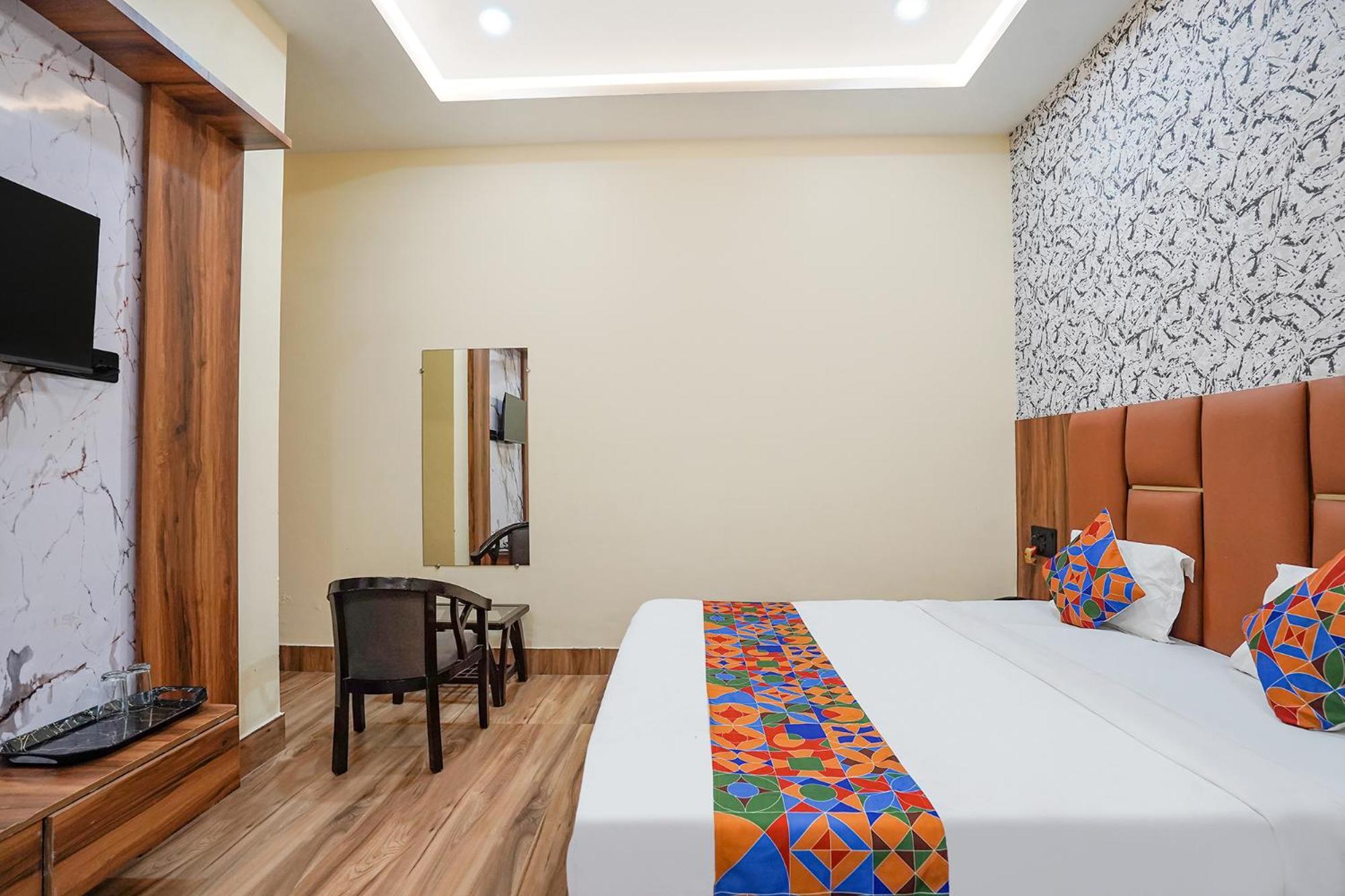 Fabhotel The Vrindavan Inn Extérieur photo